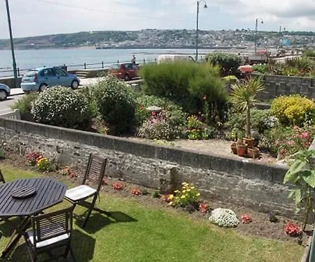 Sea Waves 3* Penzance